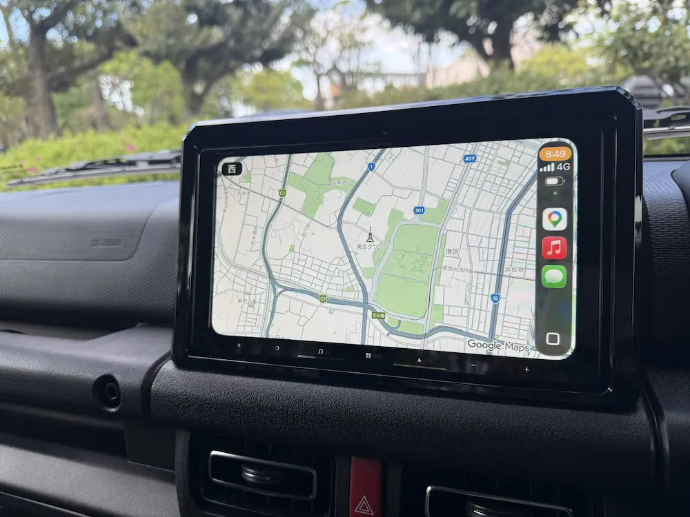 ジムニーノマドのに装着したappleプレーの画面